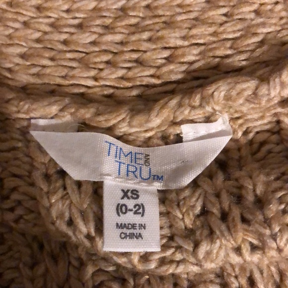 Cover up - Picture 2 of 2